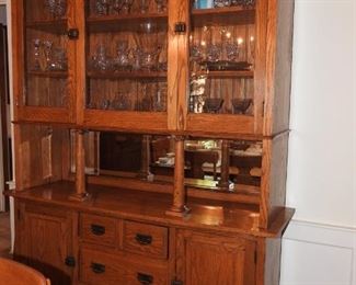 Antique Oak china hutch/cabinet