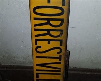 S Forrestville Av Street Sign