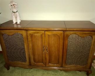 Montvale Custom cabinet stereo--AM/FM radio and turntable with storage area for records. NEEDS WORK.