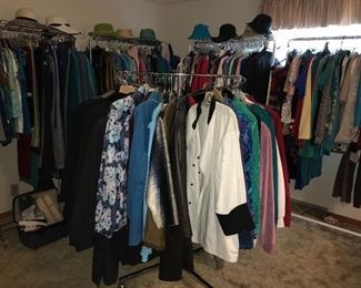 One whole room devoted to clothing! Lots of department store brands for all seasons, mostly sizes Medium and Large.