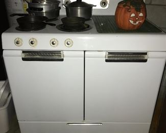 Vintage stove--still works.