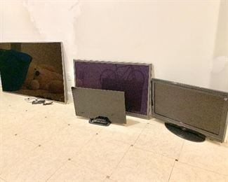 Flat screen TVs