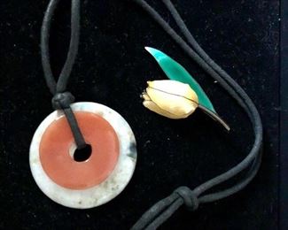 Jade disc and Made in Norway enamel pin