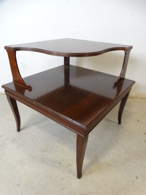 Antique 2Tier Corner Accent Table