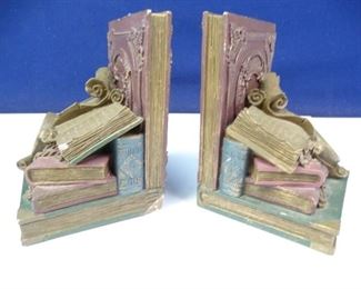 Vintage Designed Book End Set