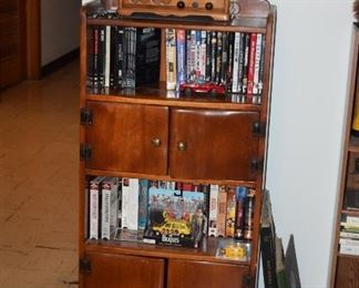Cabinet, Books, Vintage Radio, Decor