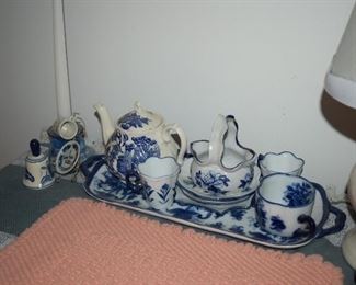 Tea Set W/Tray