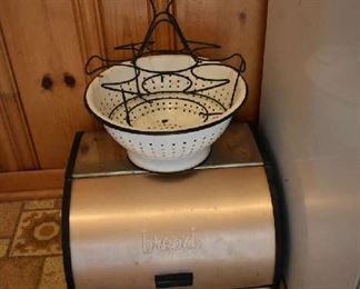 KITCHENWARE
