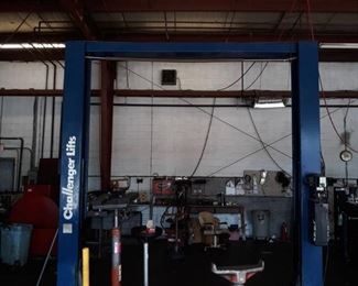 Challenger Auto Lift