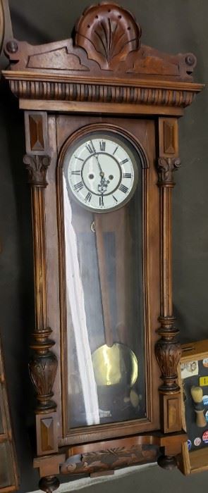 Regulator Clock