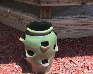 Strawberry pot
