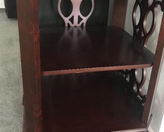 Old shelf/small cabinet