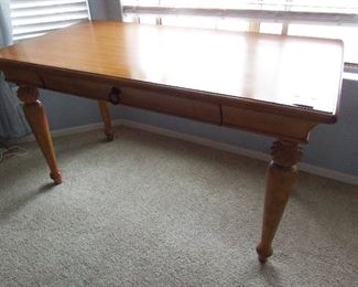 TOMMY BAHAMA HOME TABLE, IN EXCELLENT CONDITION. 