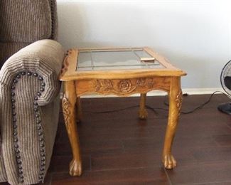 PAIR OF MATCHING SIDE TABLES 