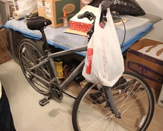 Giant Cypress bicycle