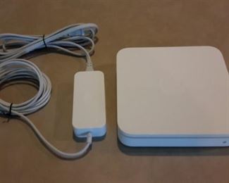 Apple Airport Extreme A1143.