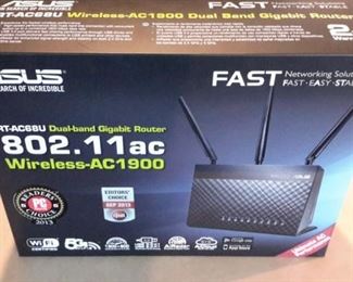 Asus Dual Band Gigabit Router AC-1900, in box.