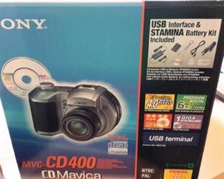 Sony CD Mavica camera, in box.