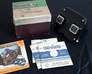 Vintage View-Master Stereoscope, in box with 3 reels.