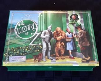 The Wizard of Oz collectible movie pack.