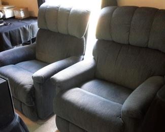Two very nice and clean recliners...great for gaming!