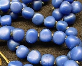 K069 Italian Bead Necklace Vintage