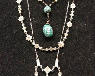 K083 Three Vintage Necklaces