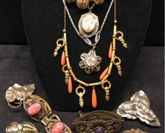 K084 Vintage Jewelry Collection