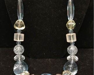 S116 Lucite Necklace