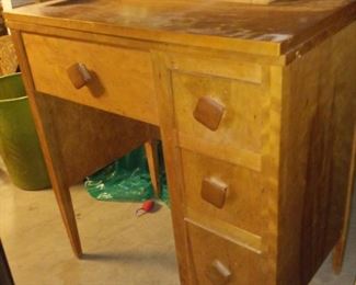 Sewing Machine Table w/ Pedal
