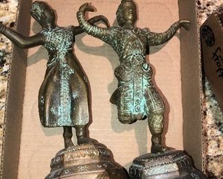 METAL STATUES