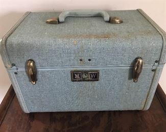 Vintage Samsonite Traincase Streamlite Cosmetic Case