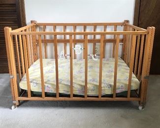 Collapsible Playpen 