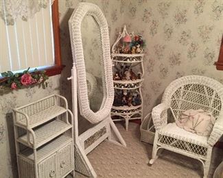 Assorted Wicker Furniture 