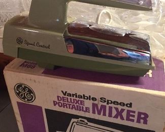 Vintage Green GE Mixer in Box