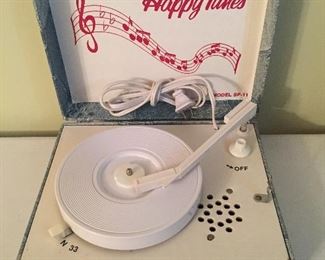 DeJay Happy Tunes Portable Record Player