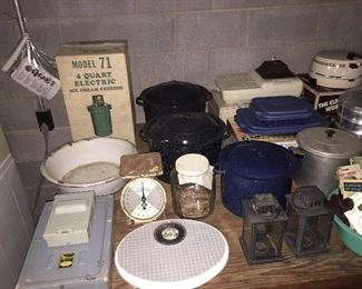 Assorted Kitchenware