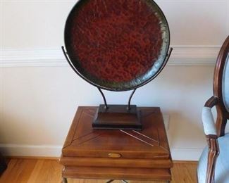 Copper Charger with Stand