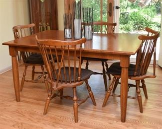 Oak Dining Table with Shaker Legs (& 3 extension leaves), 4 Spindle Back Dining Chairs