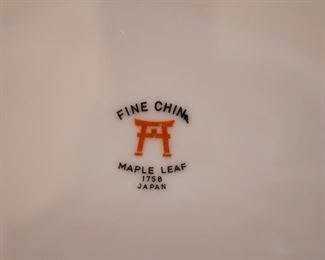 Fine China Set (Japan) - Maple Leaf