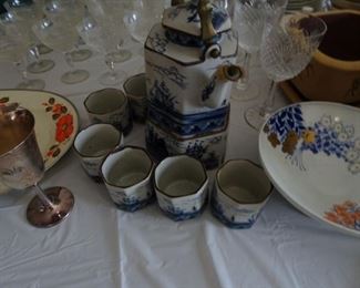 Oriental Teapot & Cups