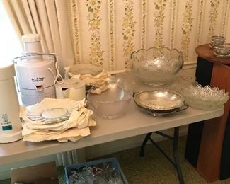 Beautiful punch bowl, underplate, cups and matching plates