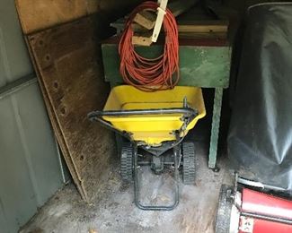 spreader and work table