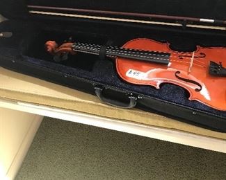 Violin Probably never used.