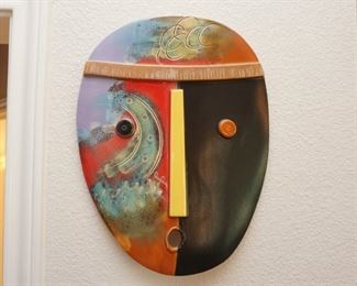 Art pottery mask by Bobby Medford