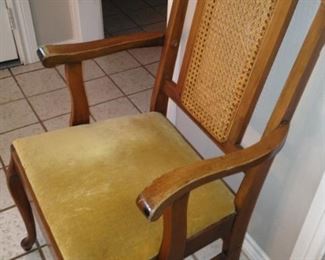 Single arm chair