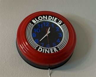 Blondies Diner
