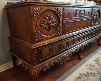 Berkey & Gay dining room suite.