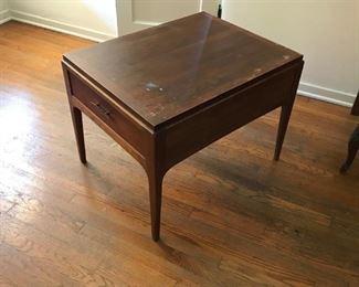 Lane MId-Century End Table - $45