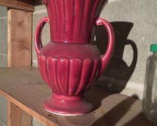 . . . another piece of vintage pottery in a great color!